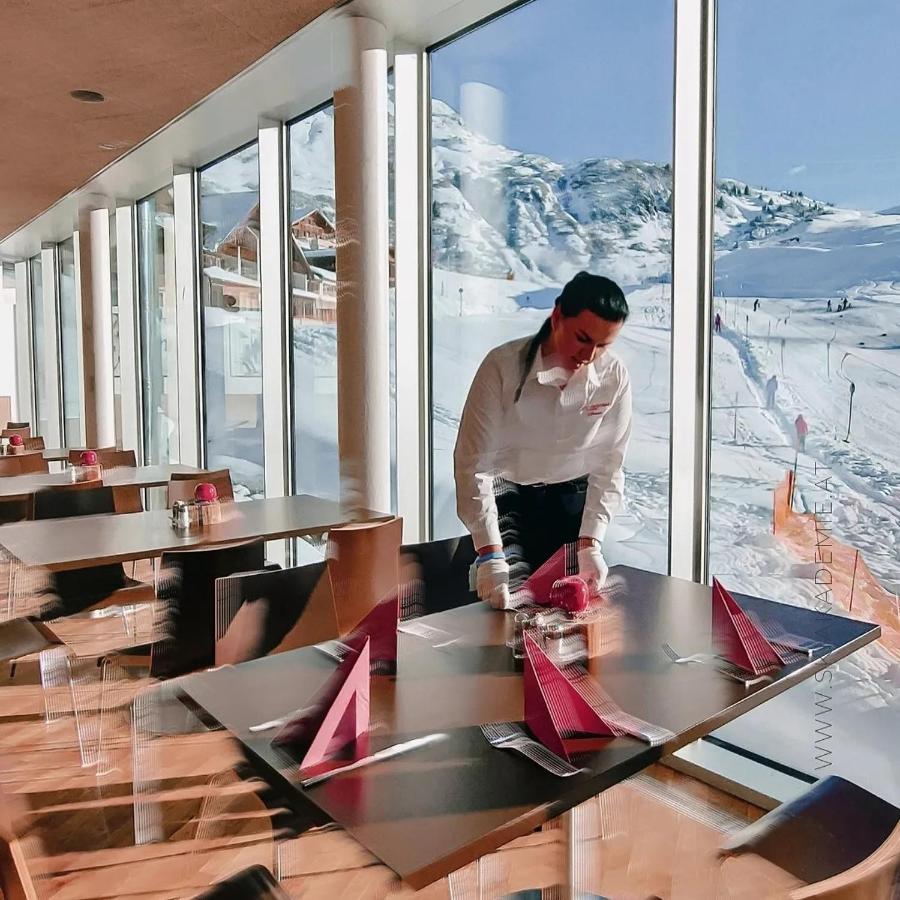 Hotel Ski Austria St.Christoph A.A. St. Christoph am Arlberg Bagian luar foto